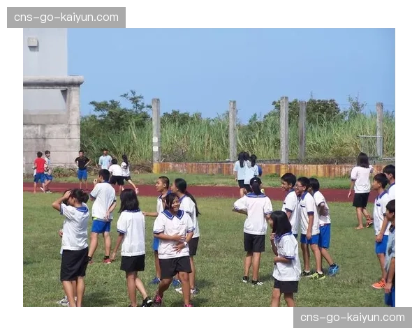 地方方言社群在体育社区内兴起 强化区域球迷身份认同